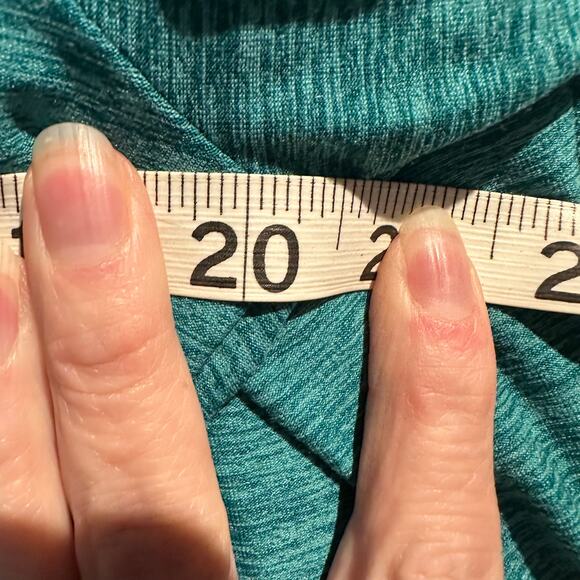 Danskin Now Small Lightweight Hoody Teal Dri More Thumb holes Yoga Workout Gym - Picture 8 of 9